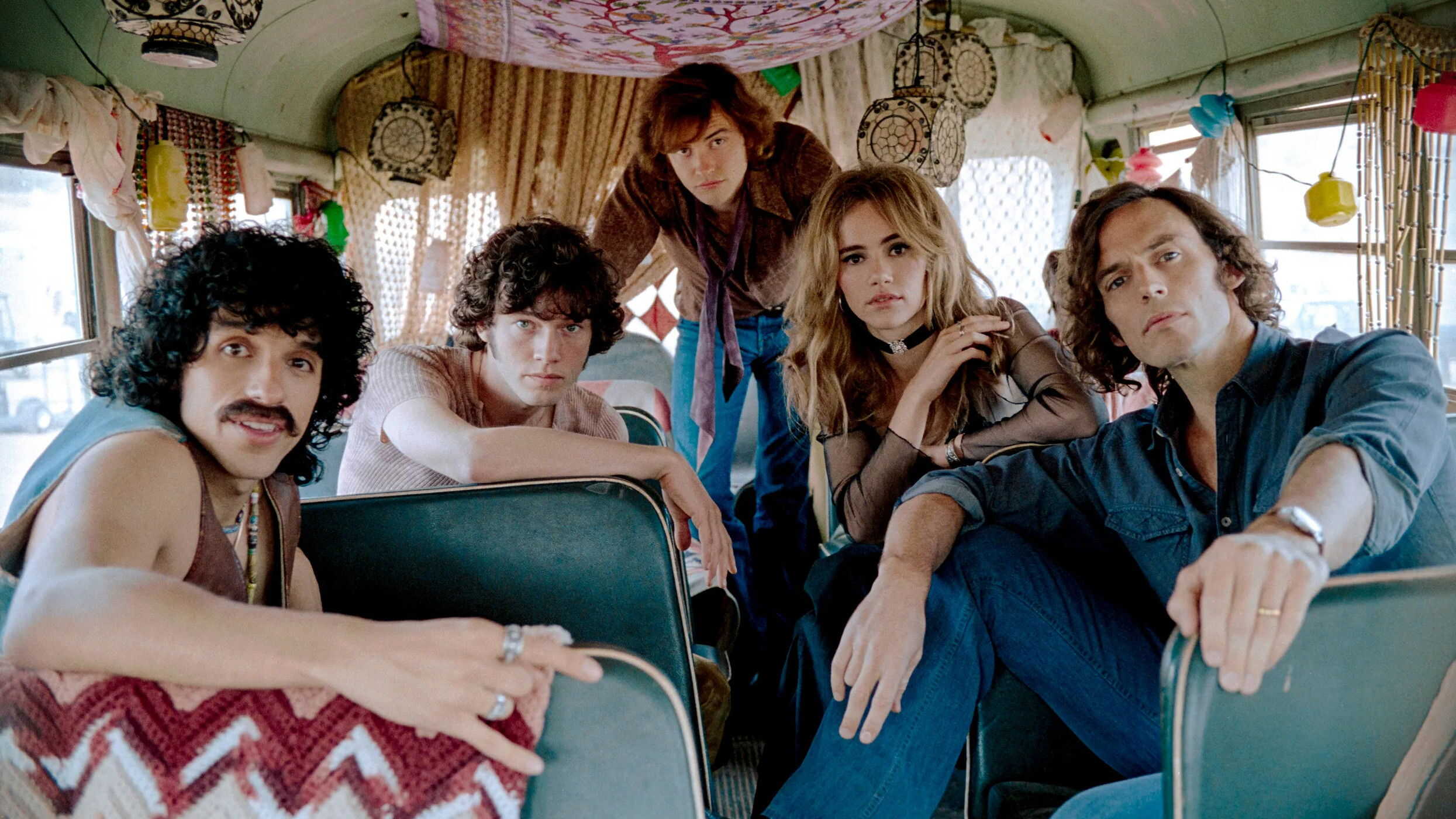 PL - DAISY JONES & THE SIX 4