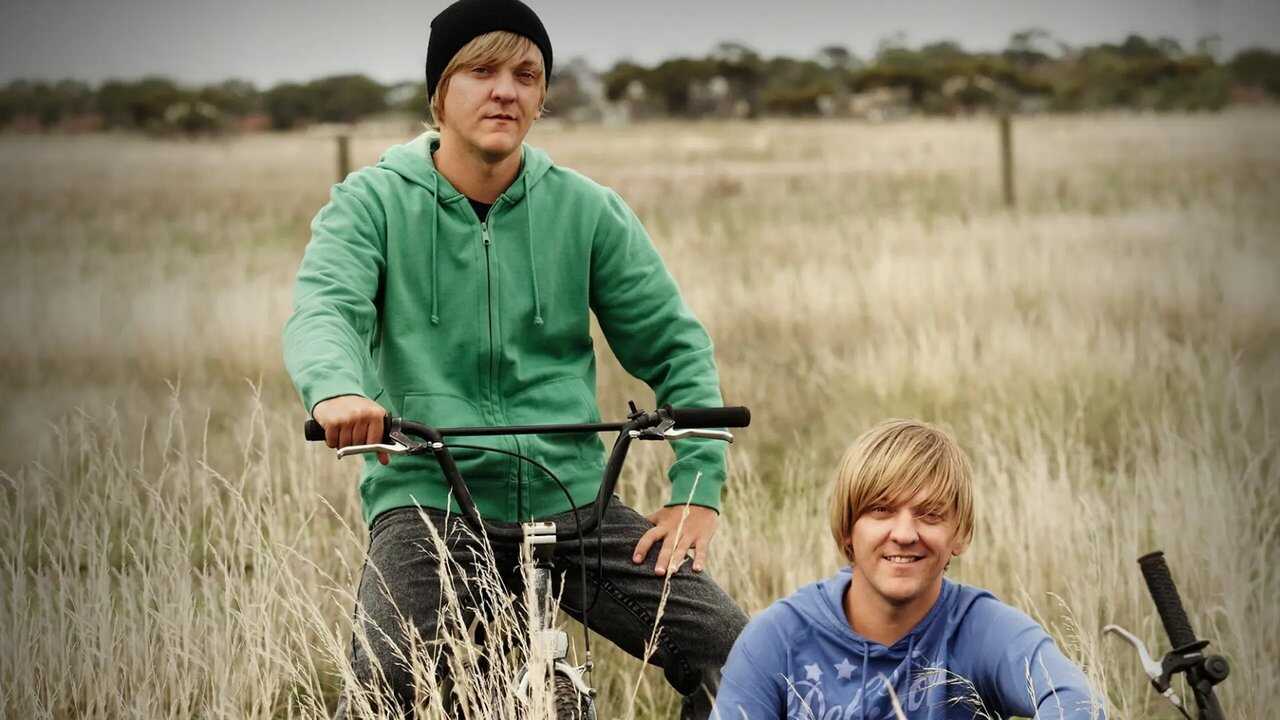 EN - Angry Boys (2011) 3