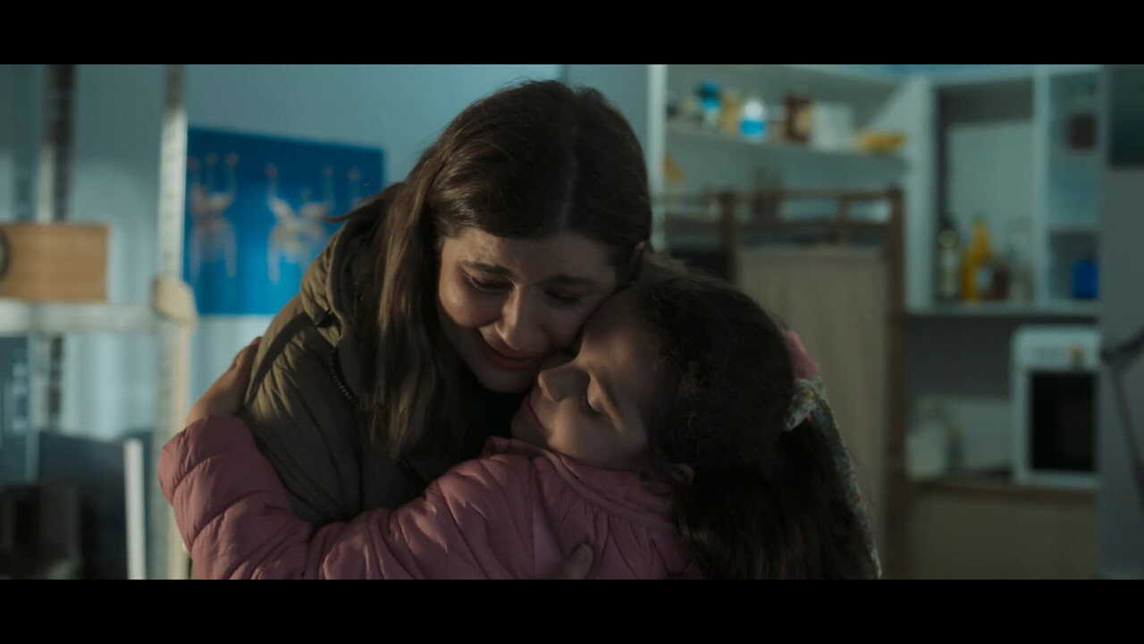 GR - Call me mom (2025) (GR) 3