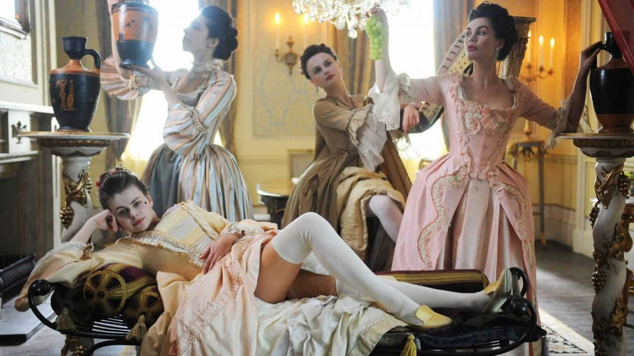 EN - Harlots (2017) 3