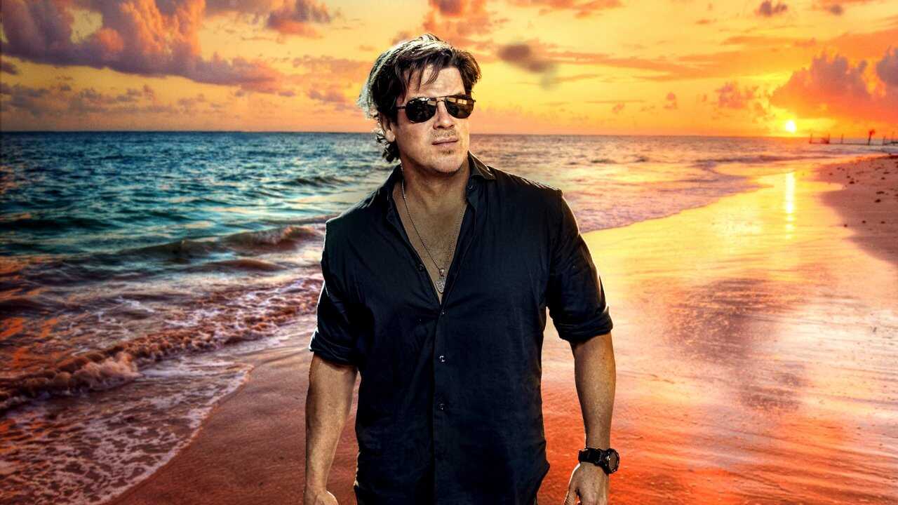 EX - Almost Paradise (2020) 3