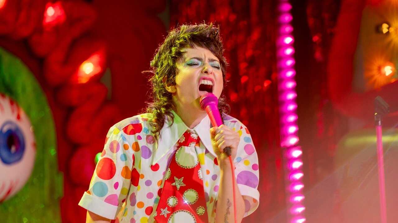 Sarah Squirm: Live + in the Flesh 0