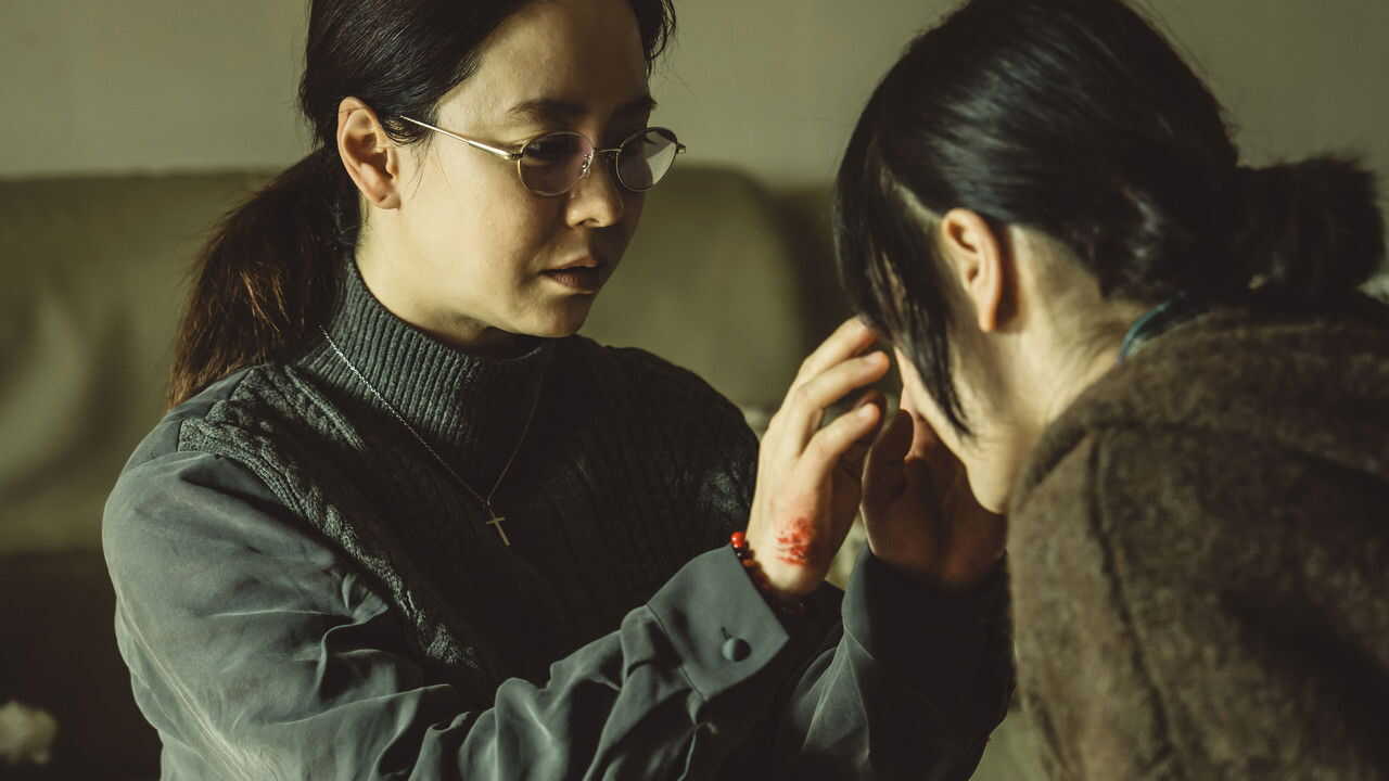 구원자 (2025) 0
