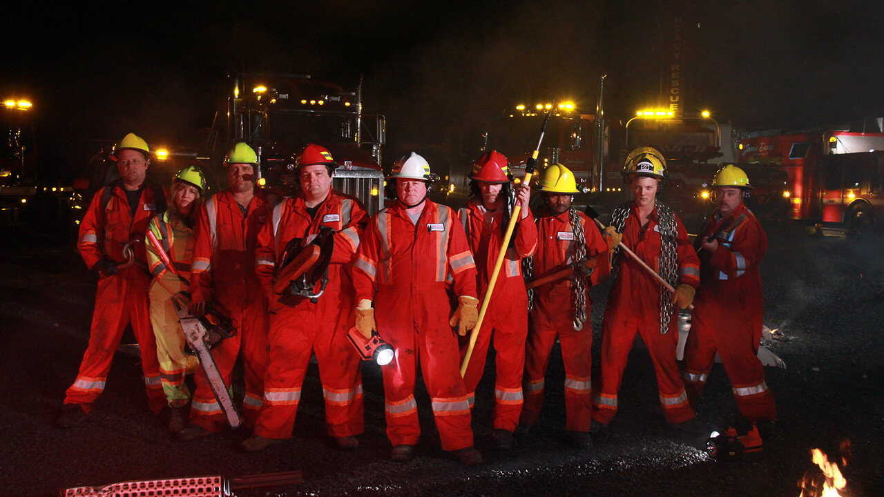 EN - Highway Thru Hell (2012) (CA) 4