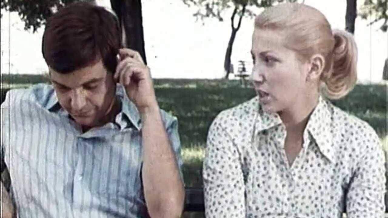 EX - Grlom u jagode (1976) 1
