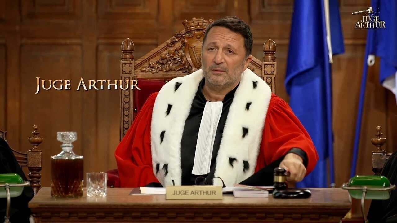 FR - Juge Arthur 0