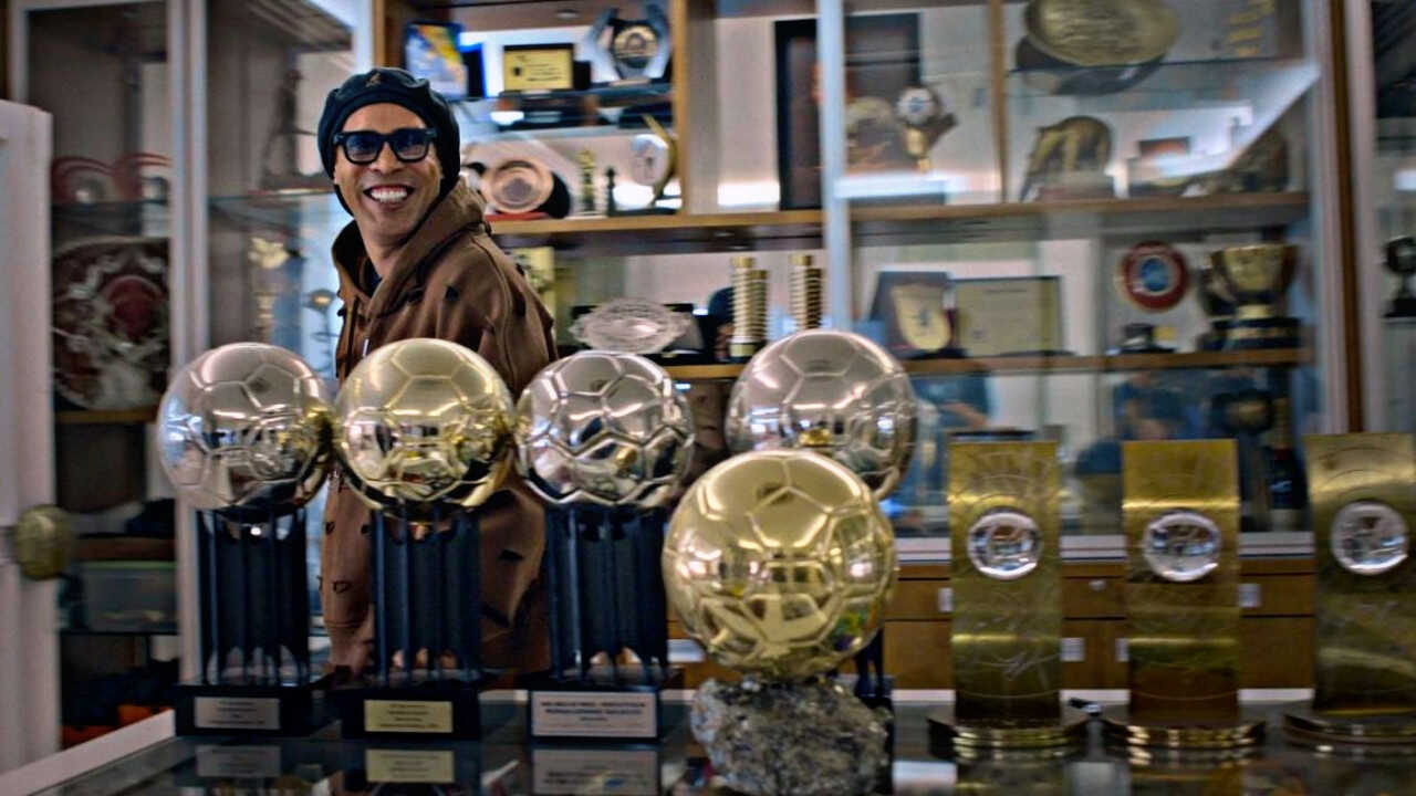 DE - Ronaldinho Gaúcho (2026) (BR) 4