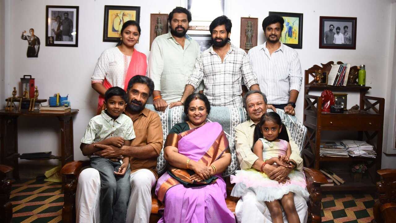 Family Padam (2024) 0