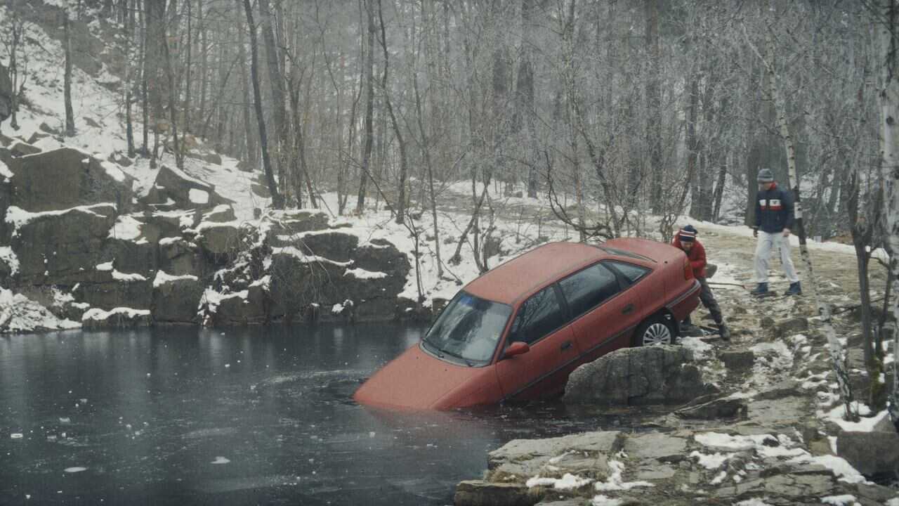 Mit der Faust in die Welt schlagen (2025) 0