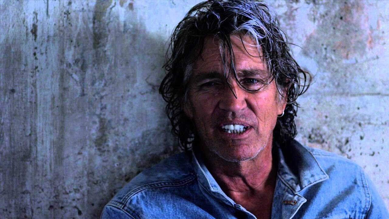 Cowboys vs. Dinosaurs (2015) 0