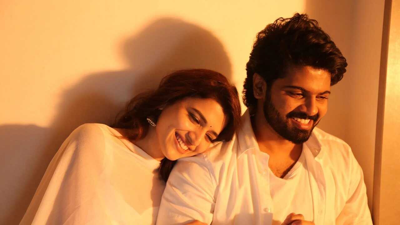 తెల్లవారితే గురువారం 0