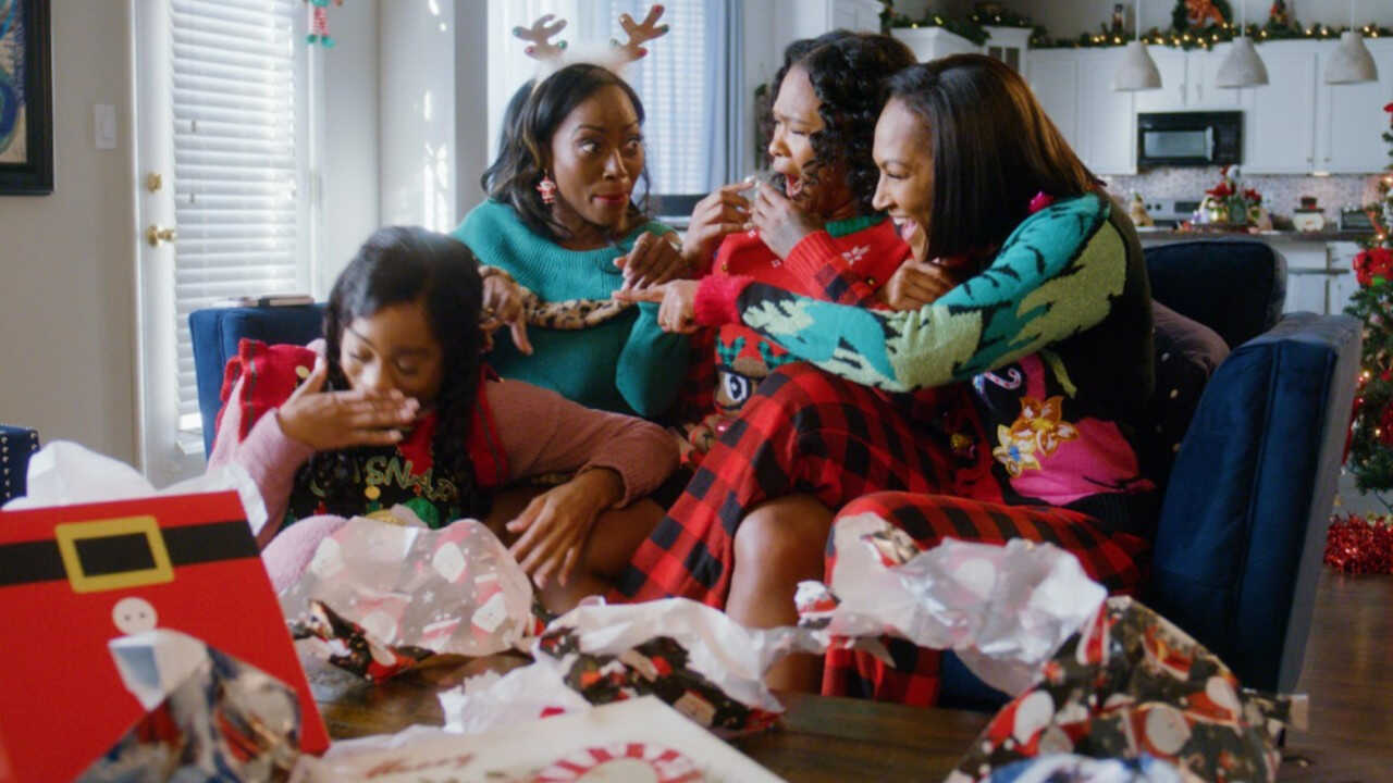 Vera’s Holiday Flop 0