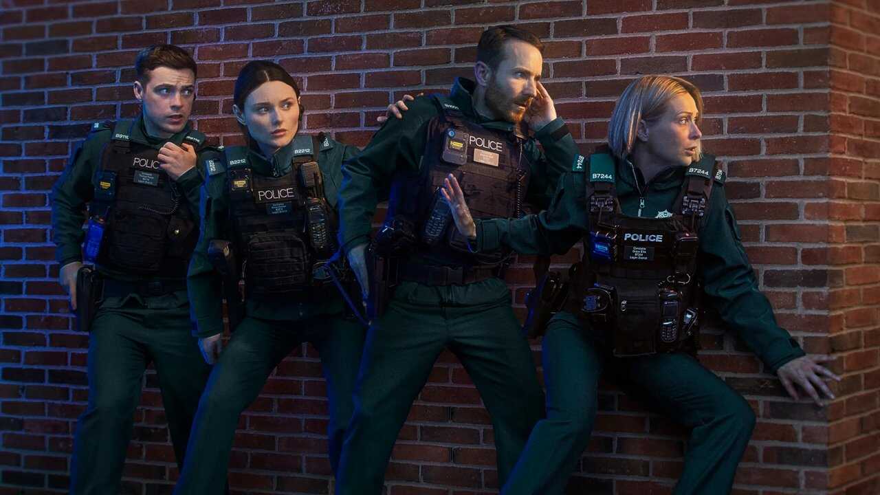 NL - BLUE LIGHTS (2023) 2