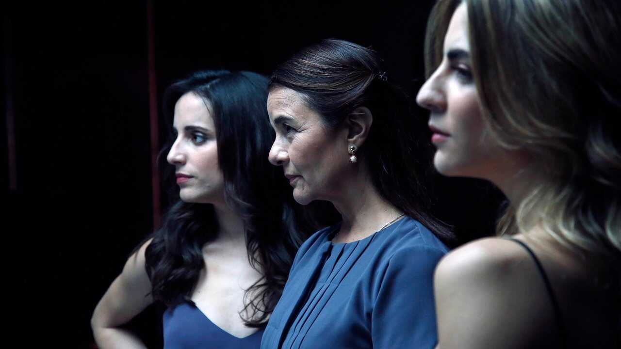 ES - Verdades ocultas (2017) (CL) 0