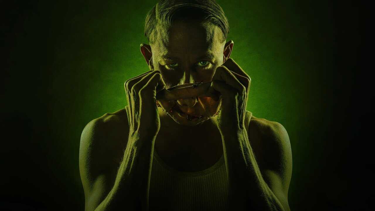 NL - MONSTER: THE ED GEIN STORY (2025) 1