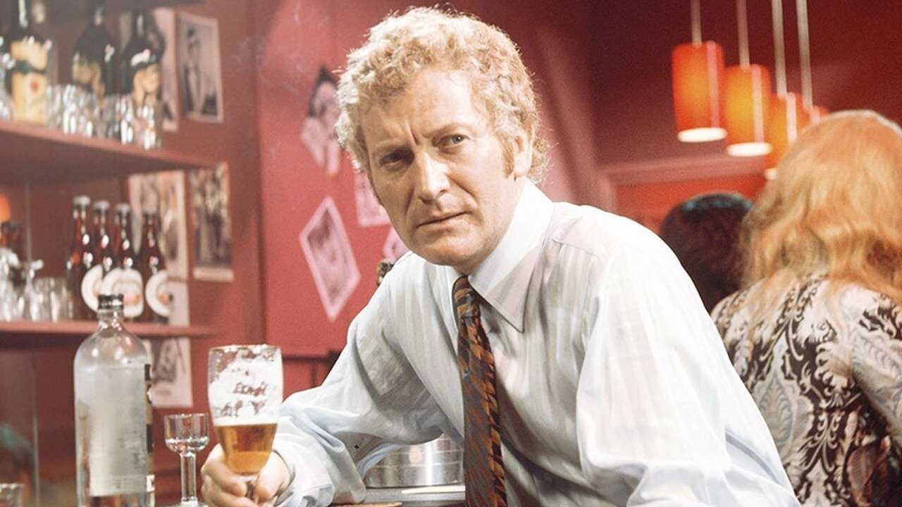 IN - Van der Valk (1972) 0