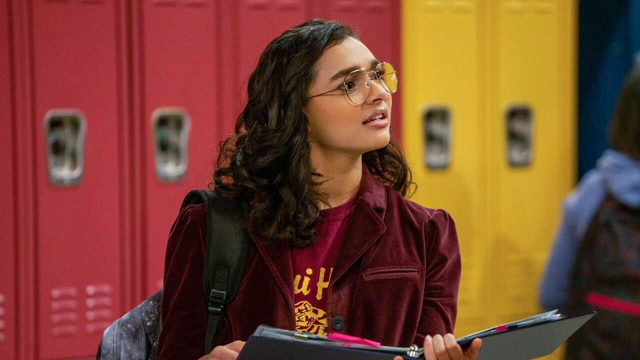 NF - Ashley Garcia: Genius In Love (2020) (US) 3