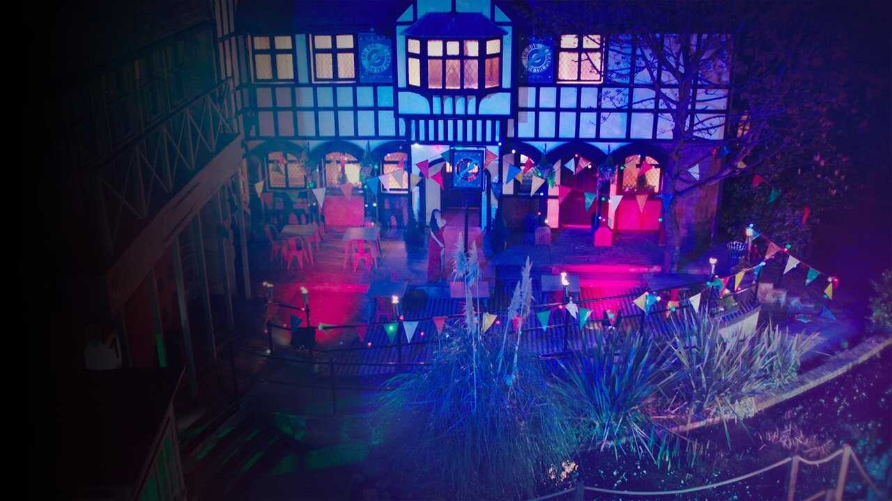 EN - Hollyoaks (1995) (GB) 2