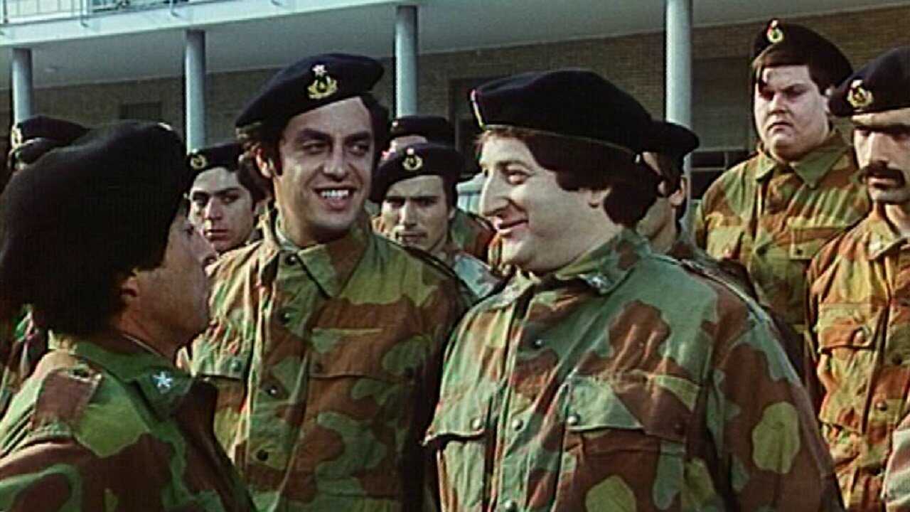 4 Crazy Draftees at the Army (1974) 0