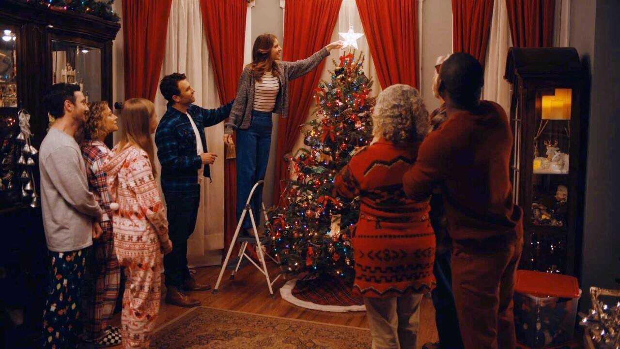 Exes of Christmas Past 0