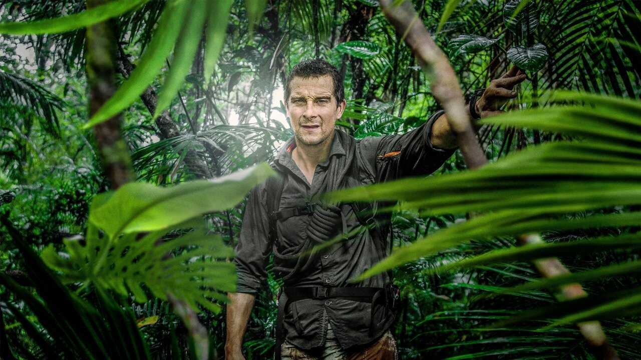 SC - Running Wild with Bear Grylls (2014) (US) 1