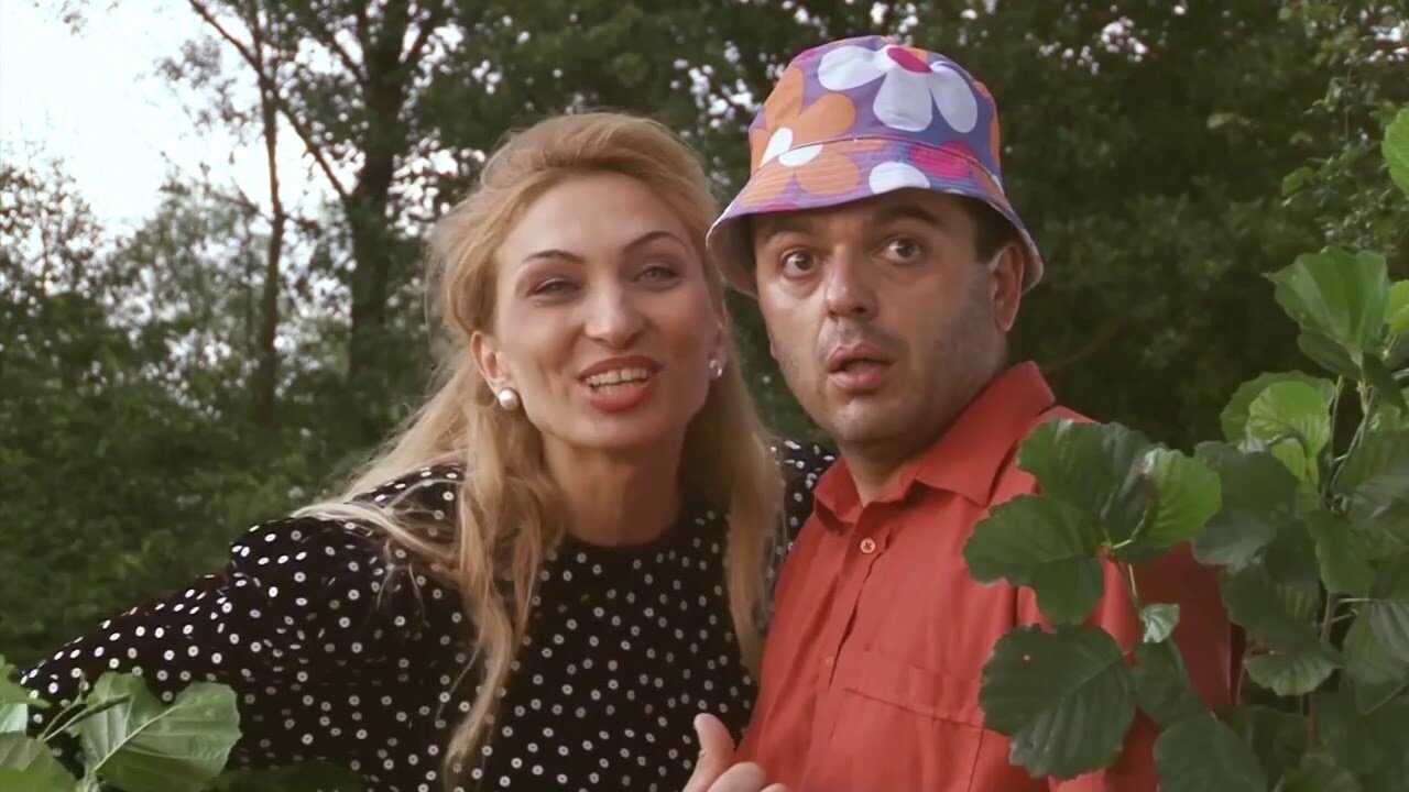EX - Dobro jutro, komsija (2019) 0
