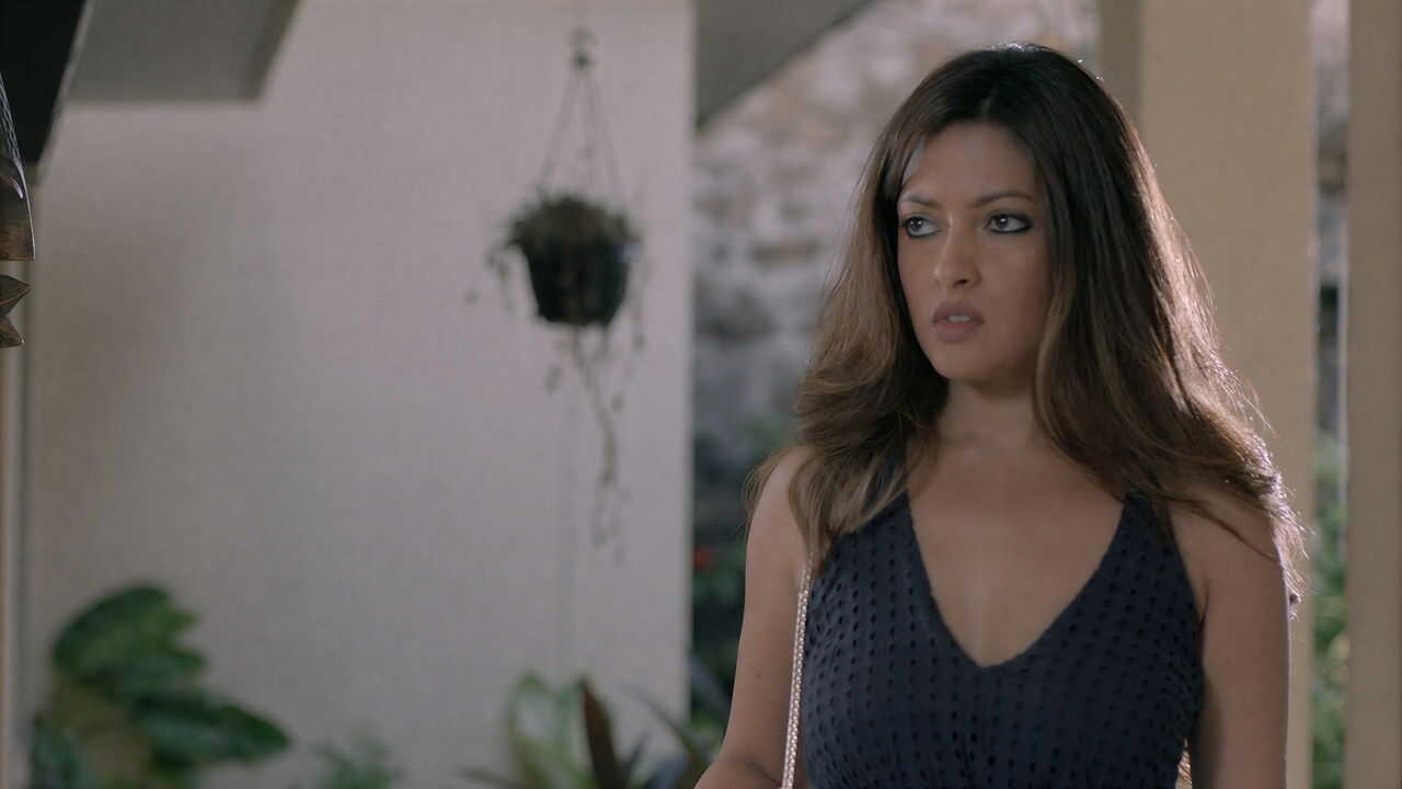 IN - Ragini MMS Returns (2017) (IN) 2