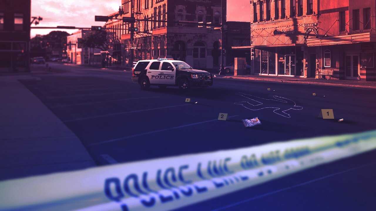 EN - Murder In The Heartland (2017) (US) 1