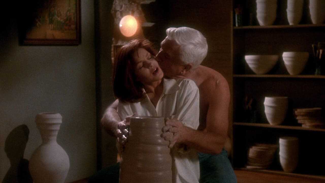 The Naked Gun 2½: The Smell of Fear 0