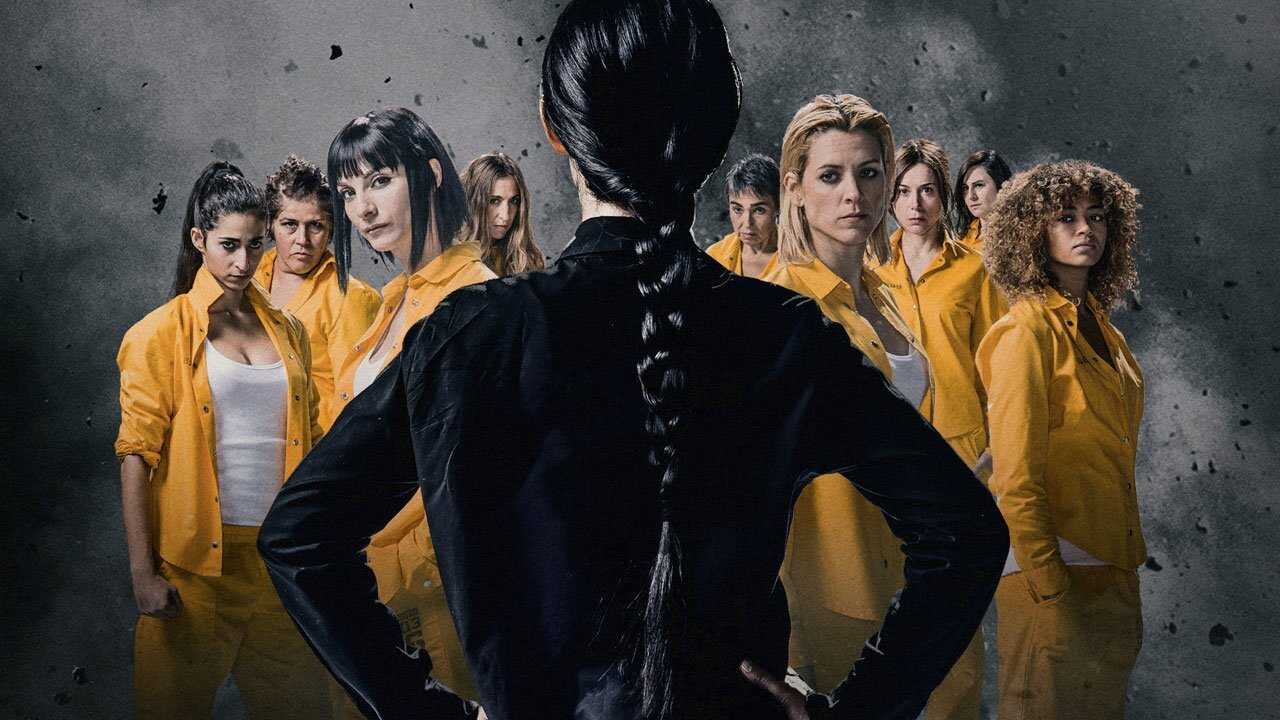 EN - Locked Up (2015) 2