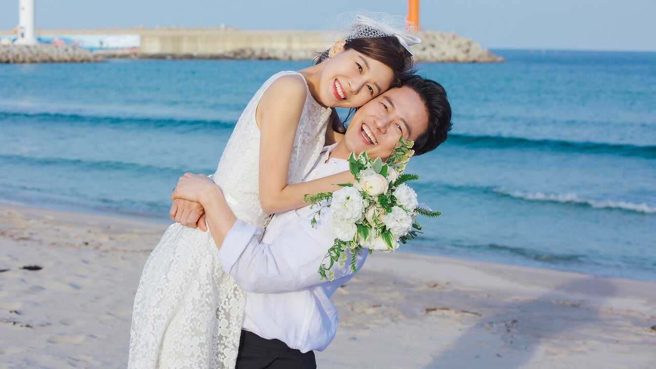 IN - The Wind Blows (2019) 0