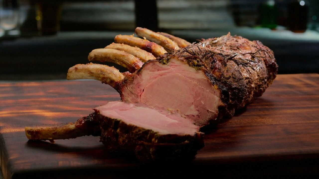 NF - The American Barbecue Showdown (2020) 3