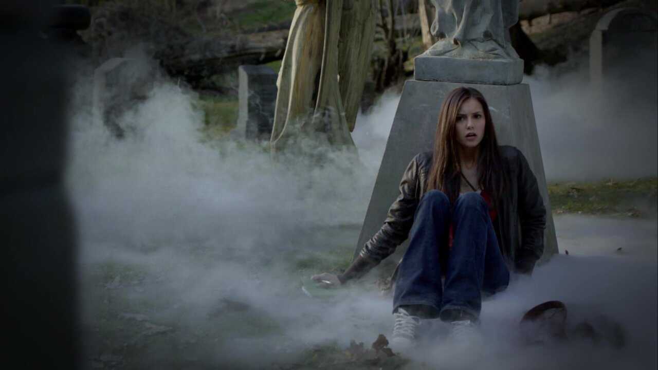 EX - The Vampire Diaries (2009) 4