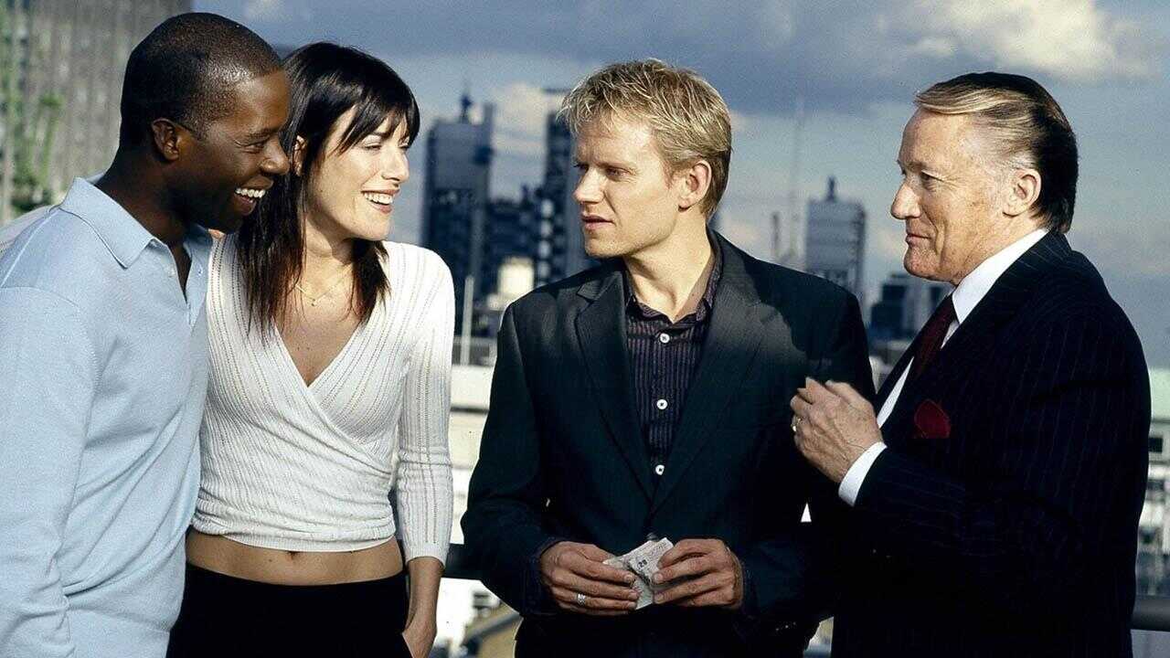 EX - Hustle (2004) 2