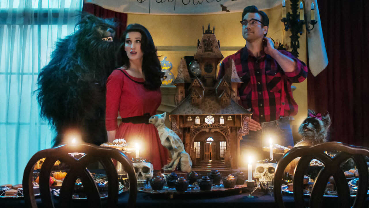 EN - The Curious Creations Of Christine McConnell 0