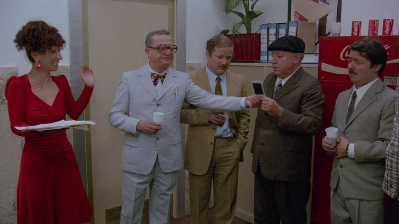 Fantozzi subisce ancora (1983) 0