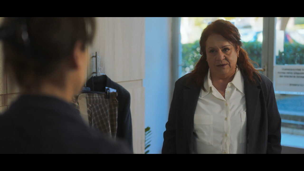 GR - Call me mom (2025) (GR) 1