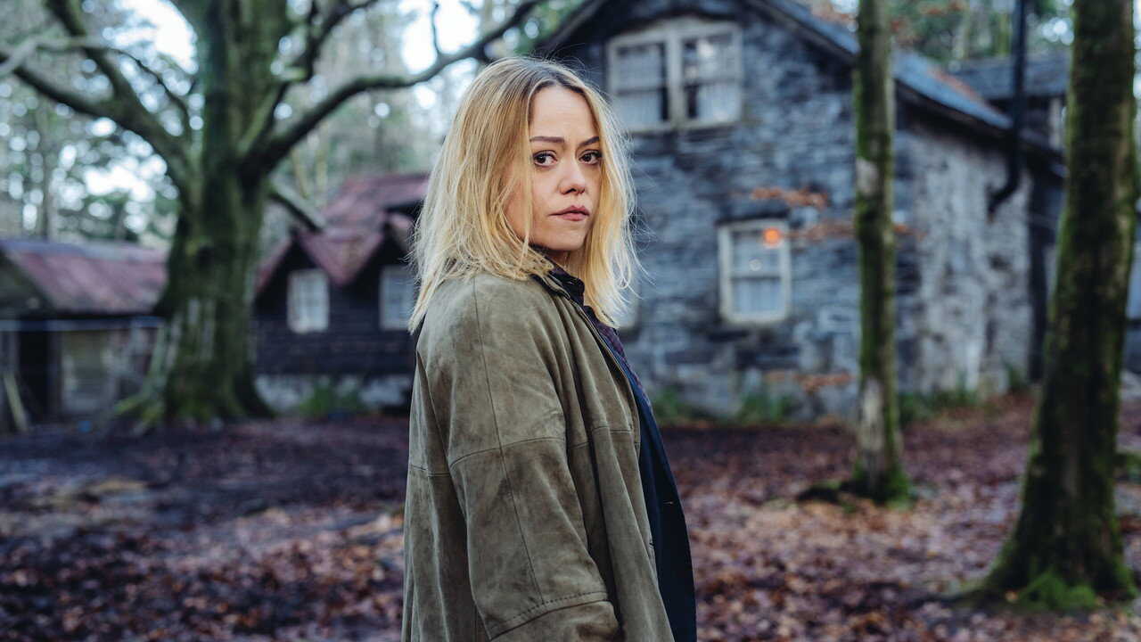EN - Hidden (2018) (GB) 4