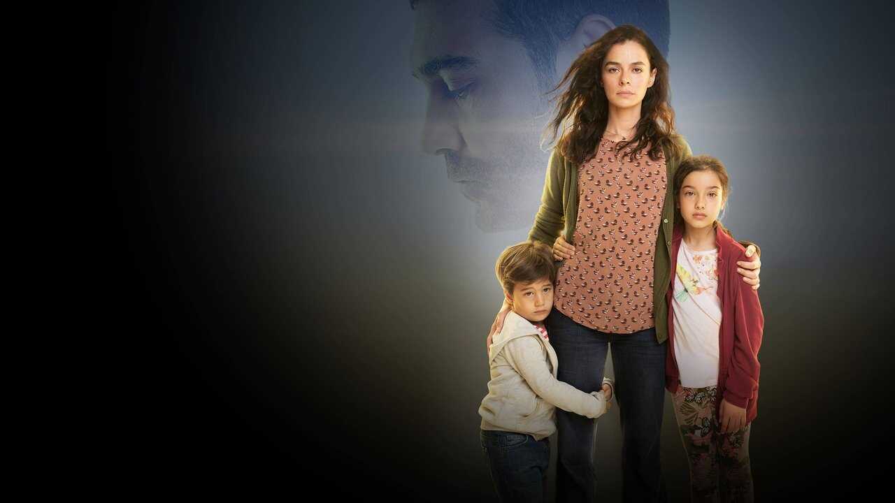 ES - Mujer (2017) 1
