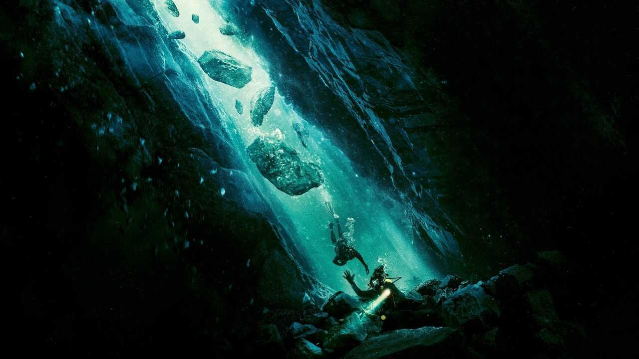 The Dive 0