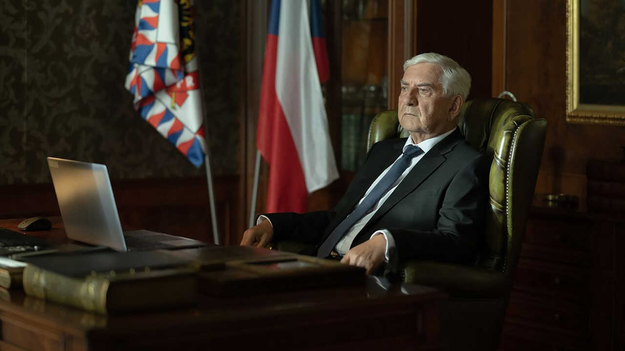FR - L'affaire Moloch (2025) (CZ) 2