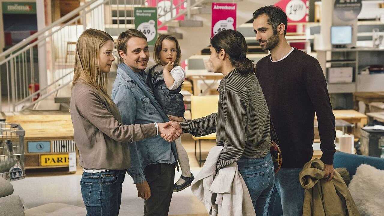 Die defekte Katze (2018) 0