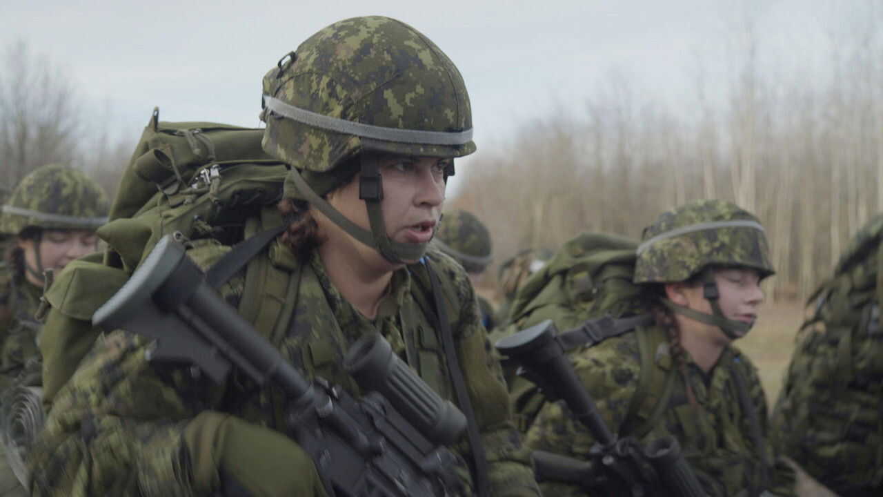 QFR - Les Recrues (2017) (CA) 0