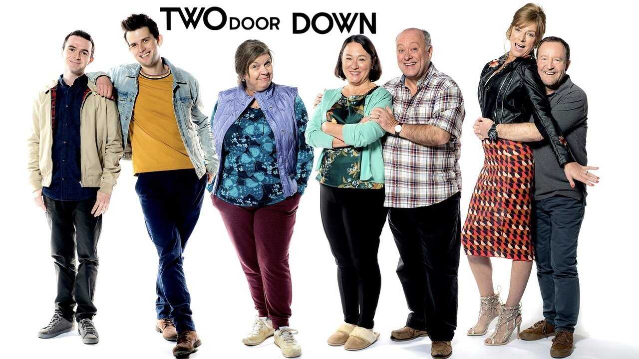 EN - Two Doors Down (2016) 0