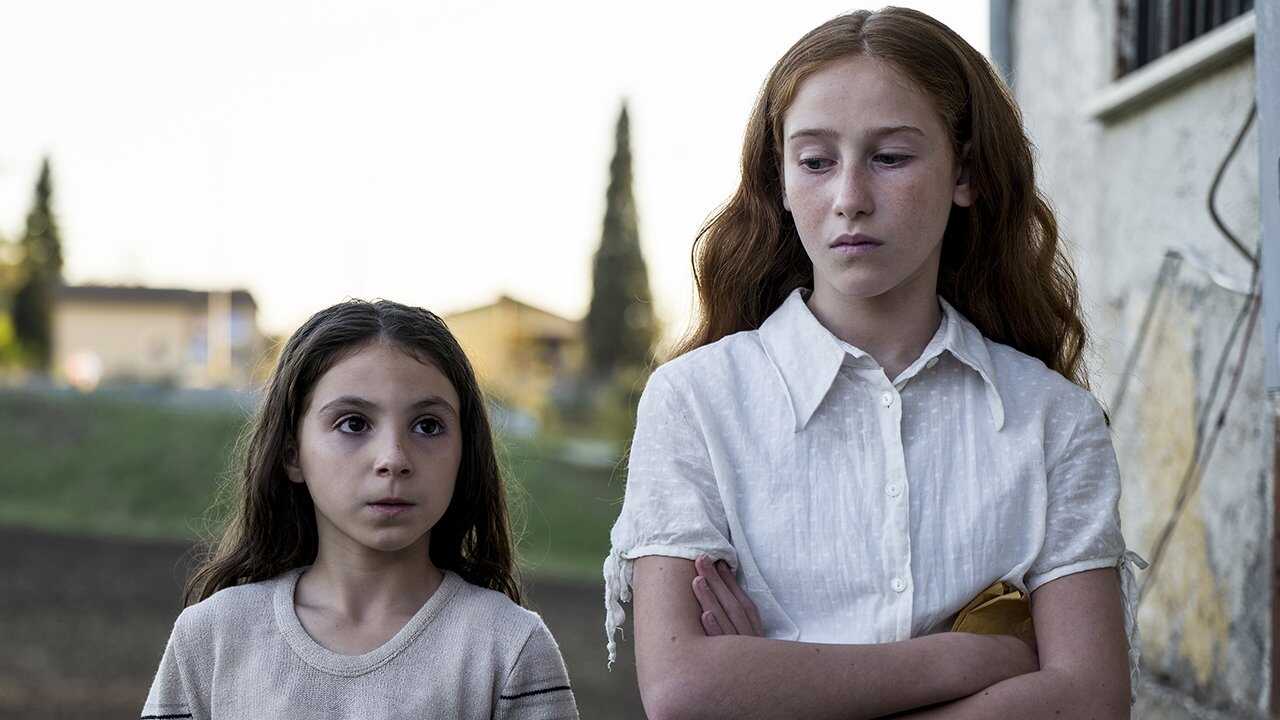Porzucona córka (2021) 0