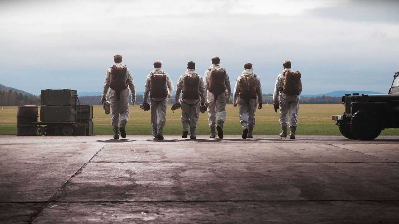 EN - The Saboteurs (2015) 4