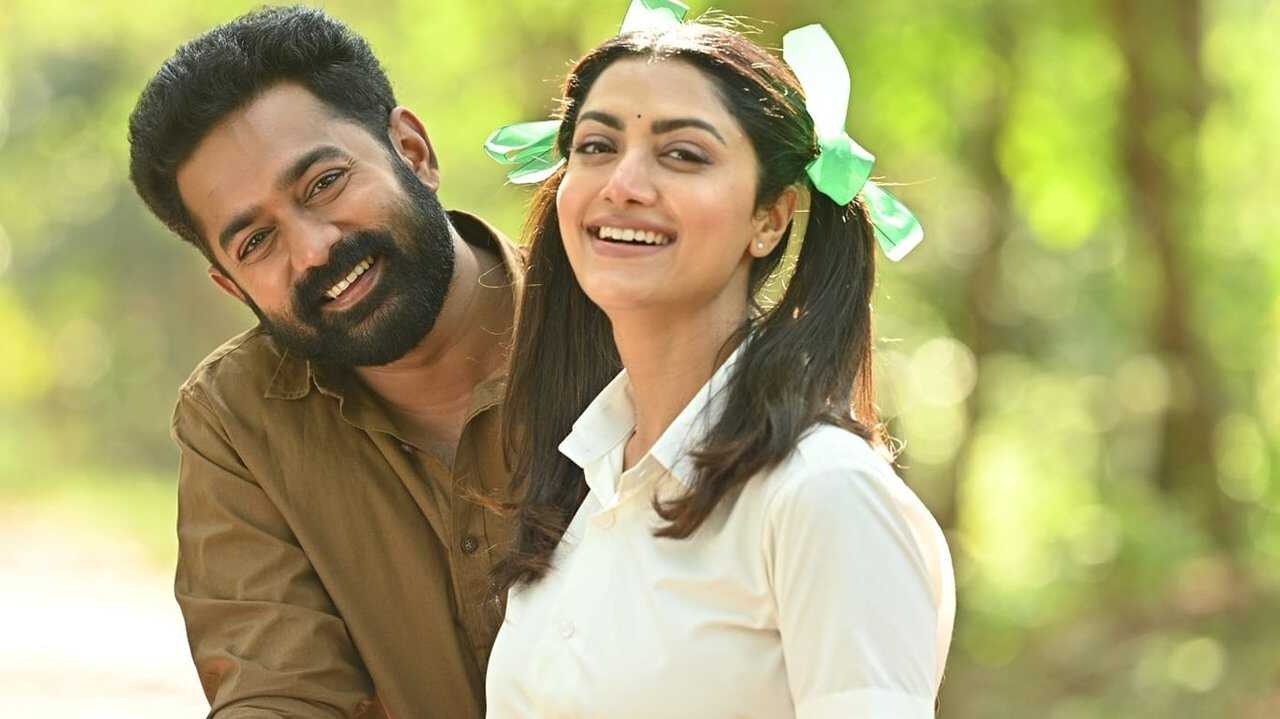 Maheshum Marutiyum (2023) 0