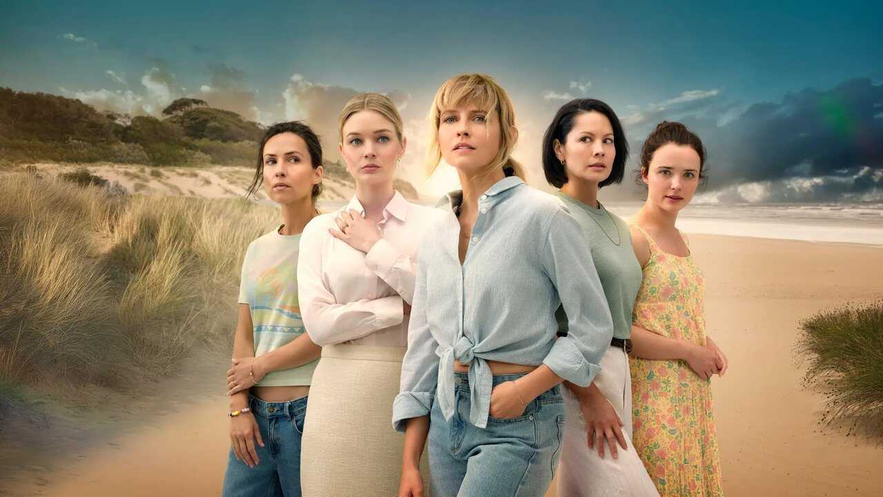 EN - The Family Next Door (2025) (AU) 0