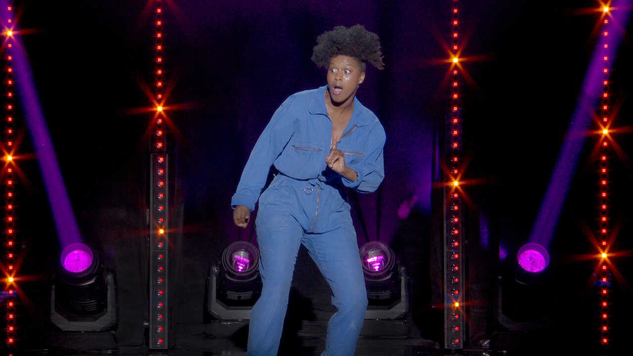 Fadily Camara: La plus drôle de tes copines (2019) 0