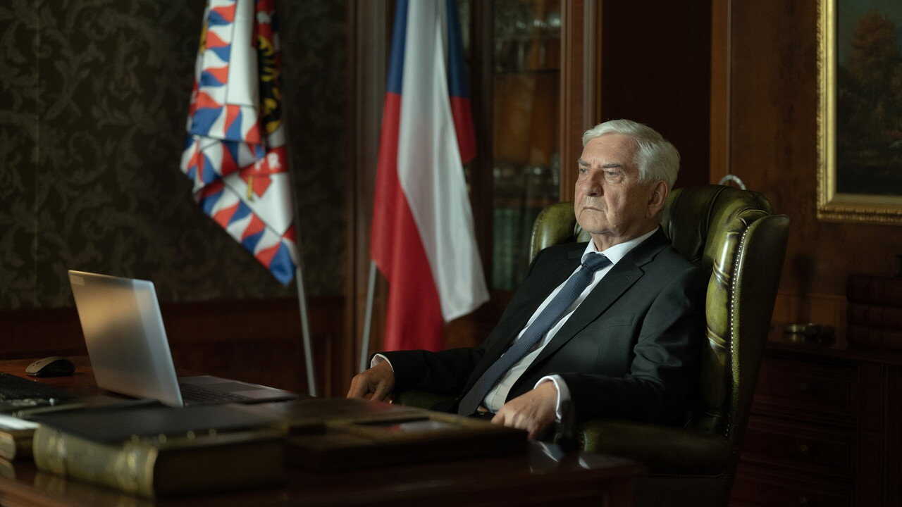 FR - L'affaire Moloch (2025) (CZ) 3